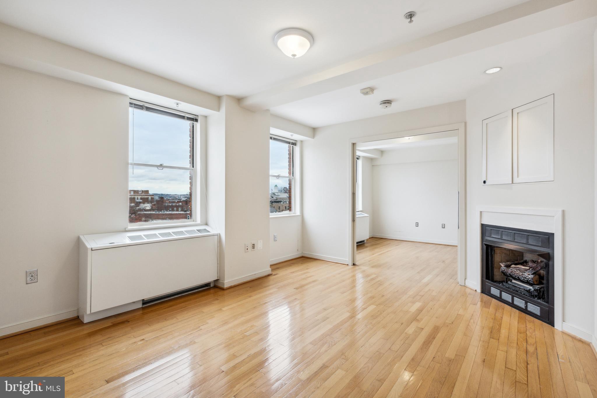 OLD TOWN ALEXANDRIA - Residential Lease