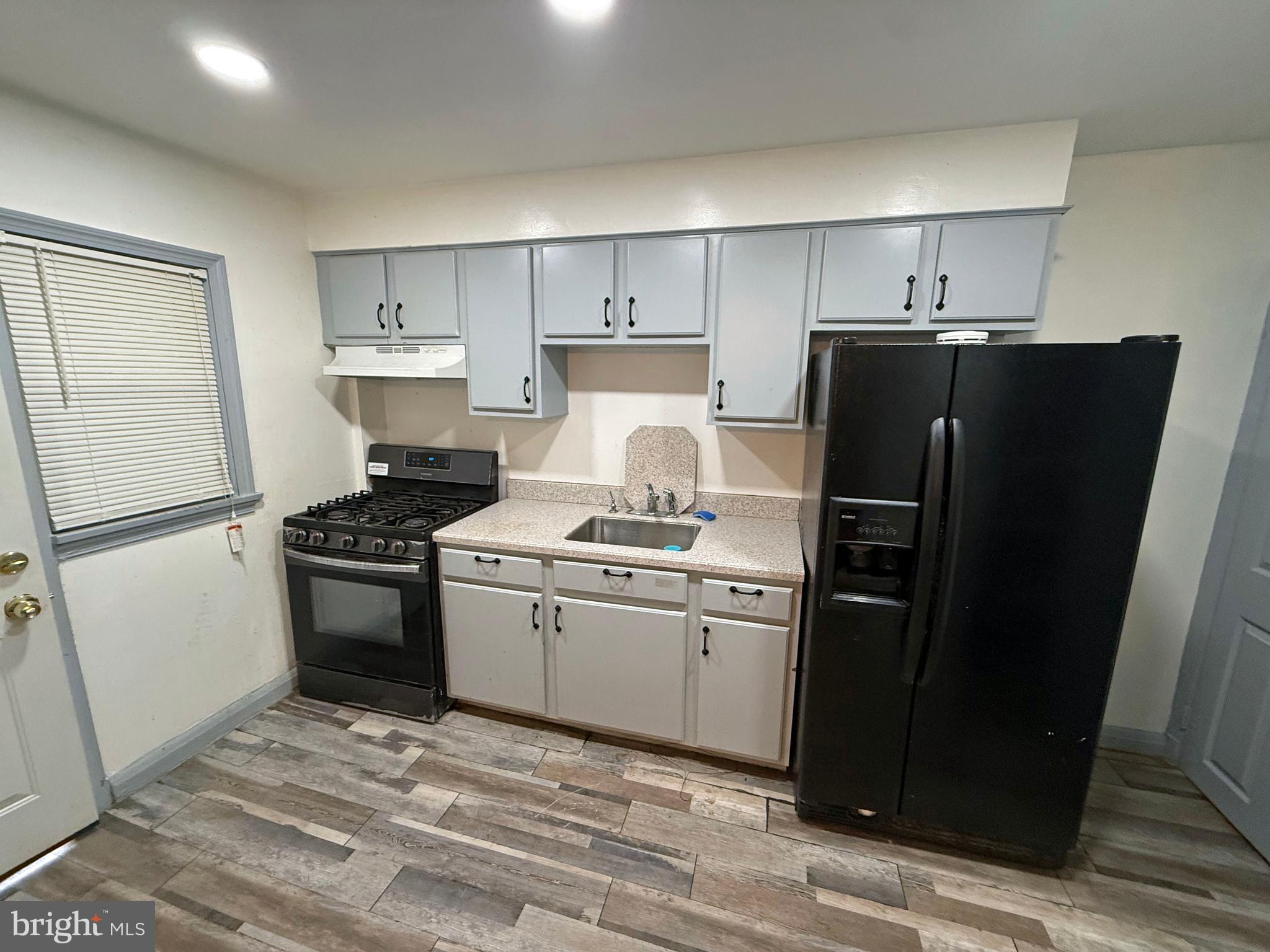 CAMERON VILLAGE - Residential