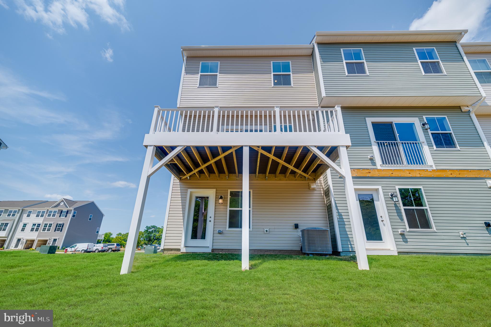 SHENANDOAH SPRINGS - Residential