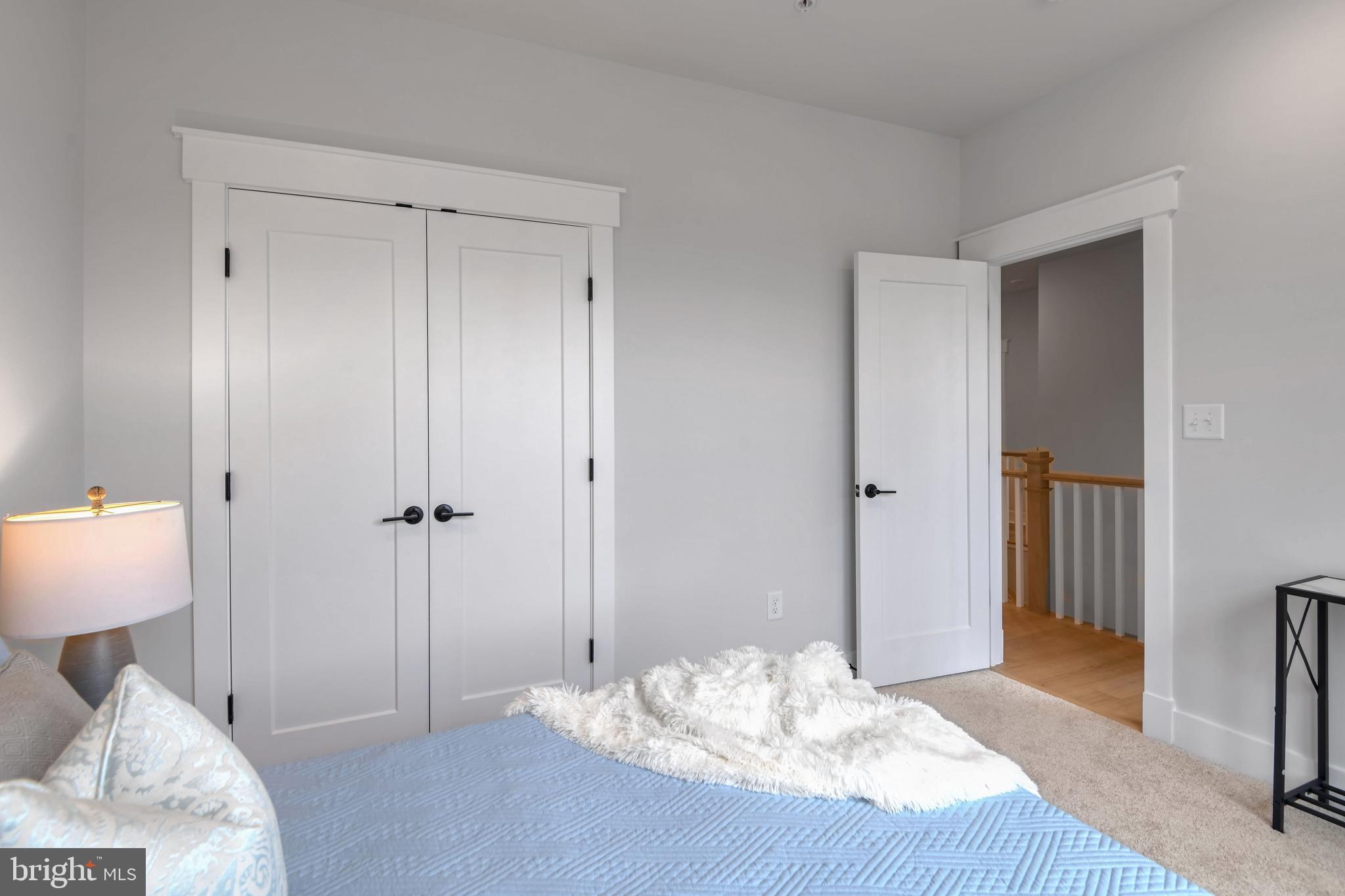 GLENN DALE - Residential