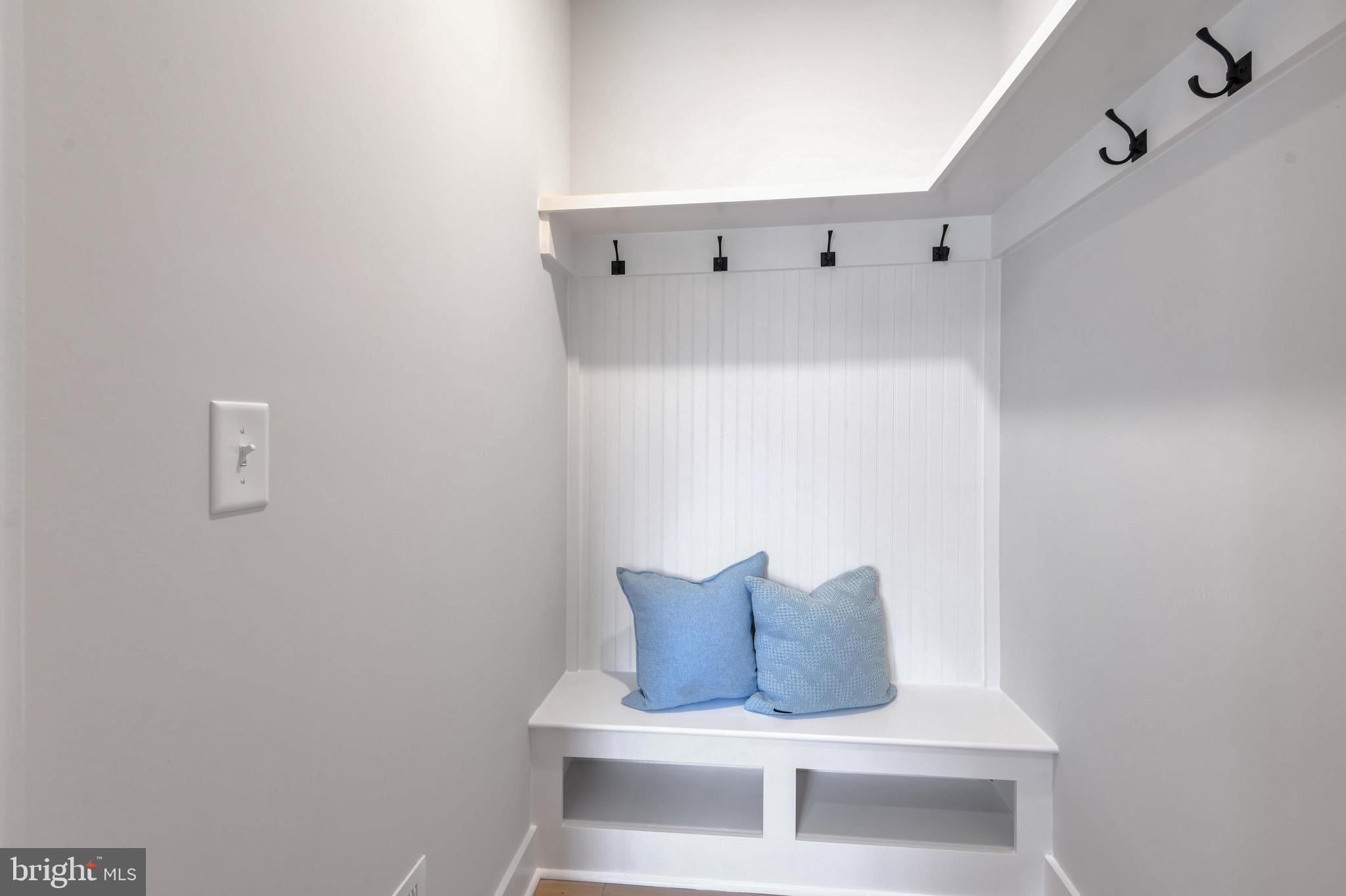 GLENN DALE - Residential