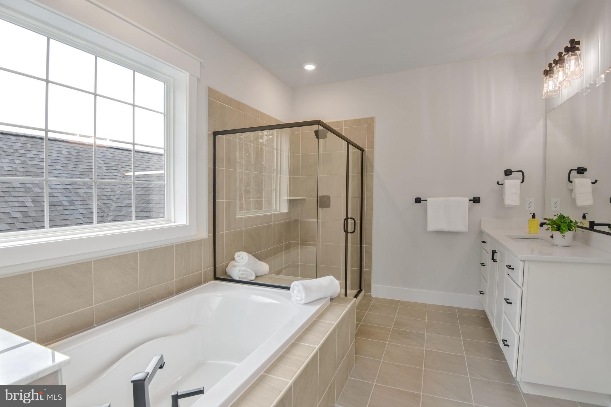 GLENN DALE - Residential