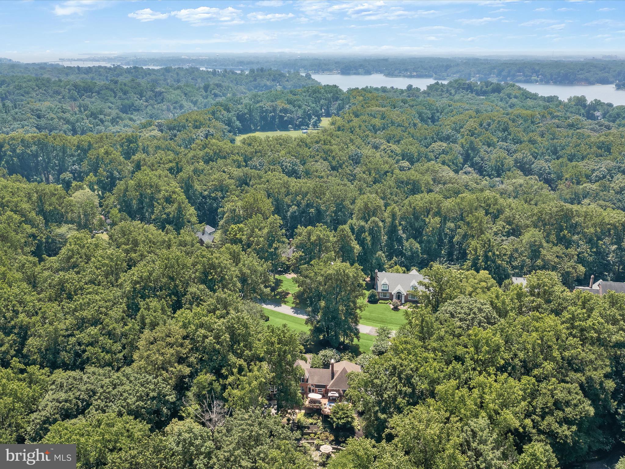 HARBOUR GLEN - Residential