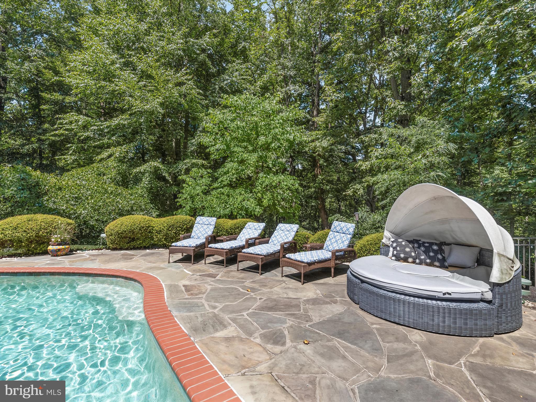 HARBOUR GLEN - Residential