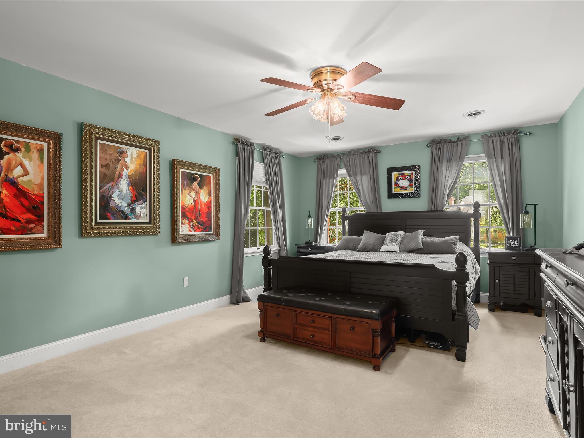 HARBOUR GLEN - Residential