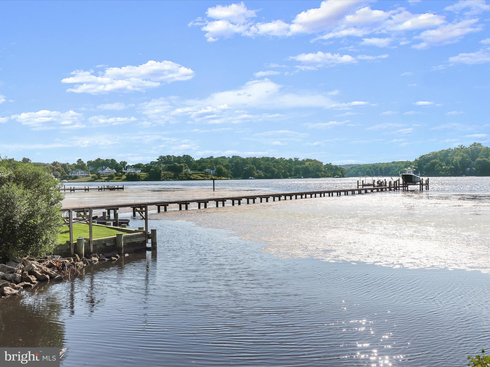 HARBOUR GLEN - Residential