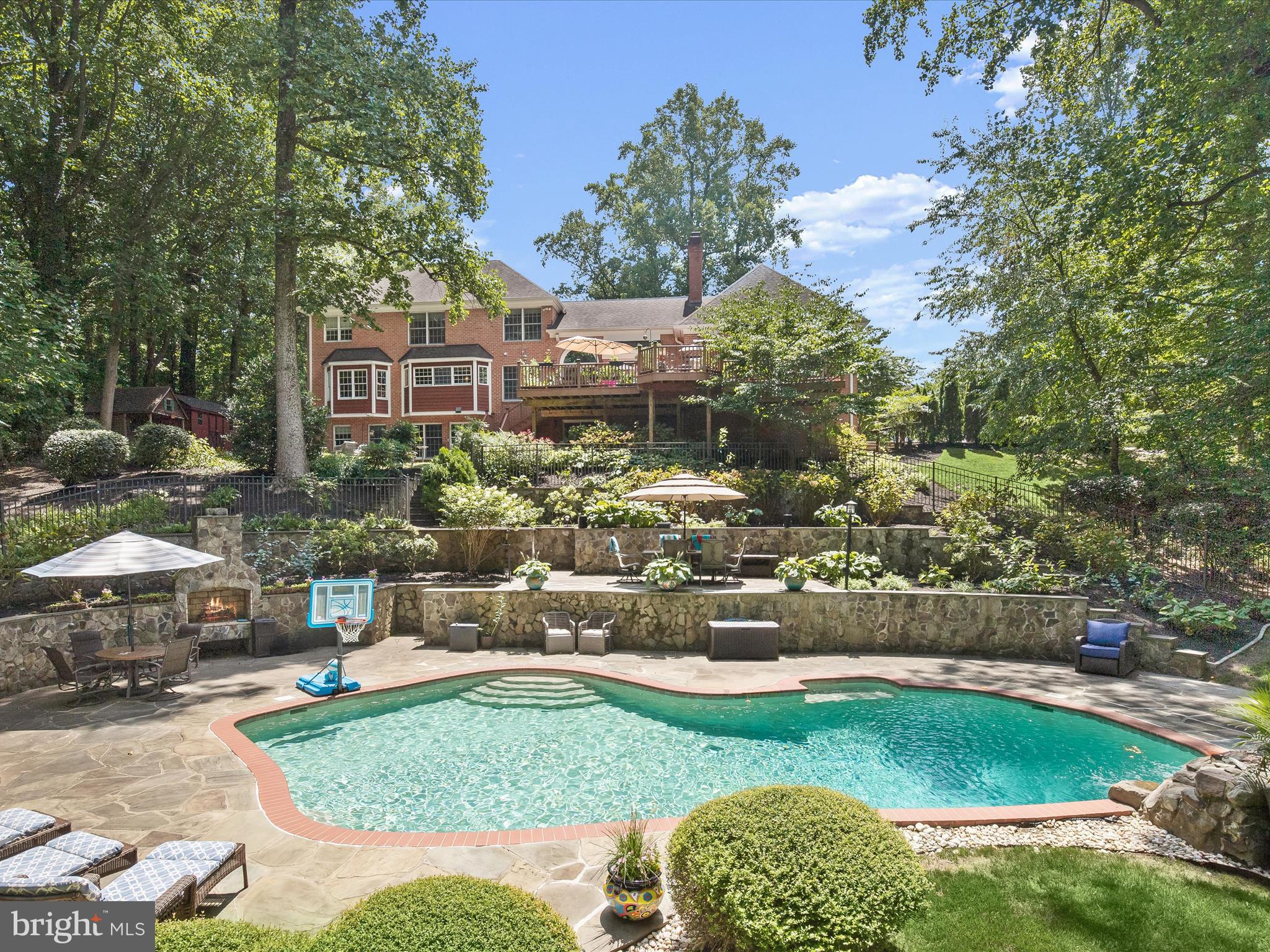 HARBOUR GLEN - Residential