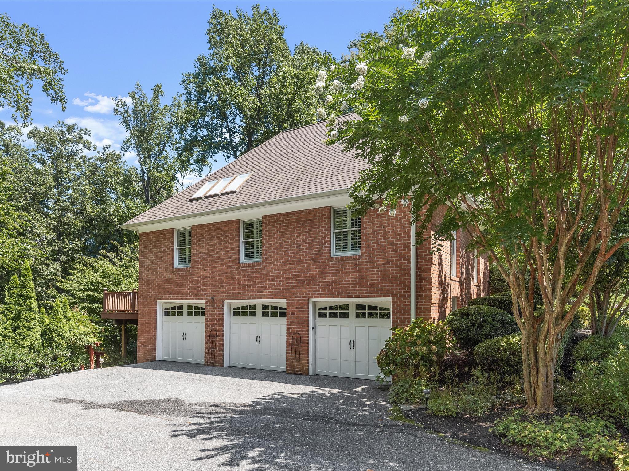 HARBOUR GLEN - Residential