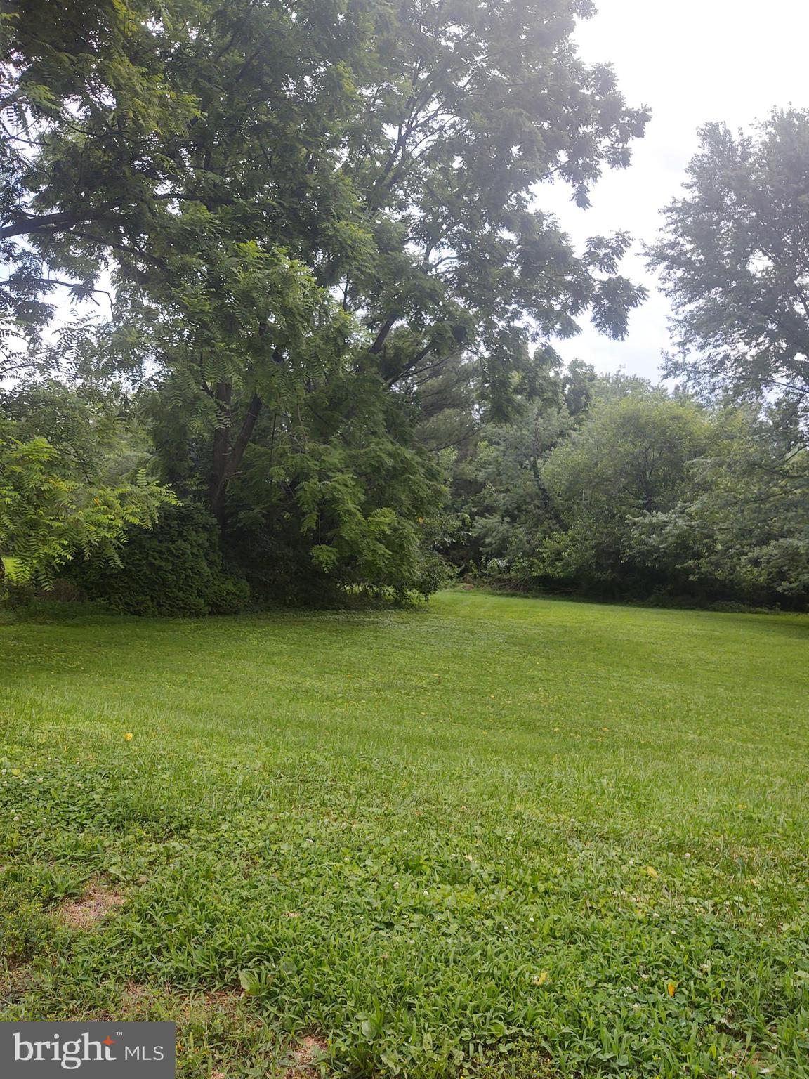 RIVER HILLS - Residential