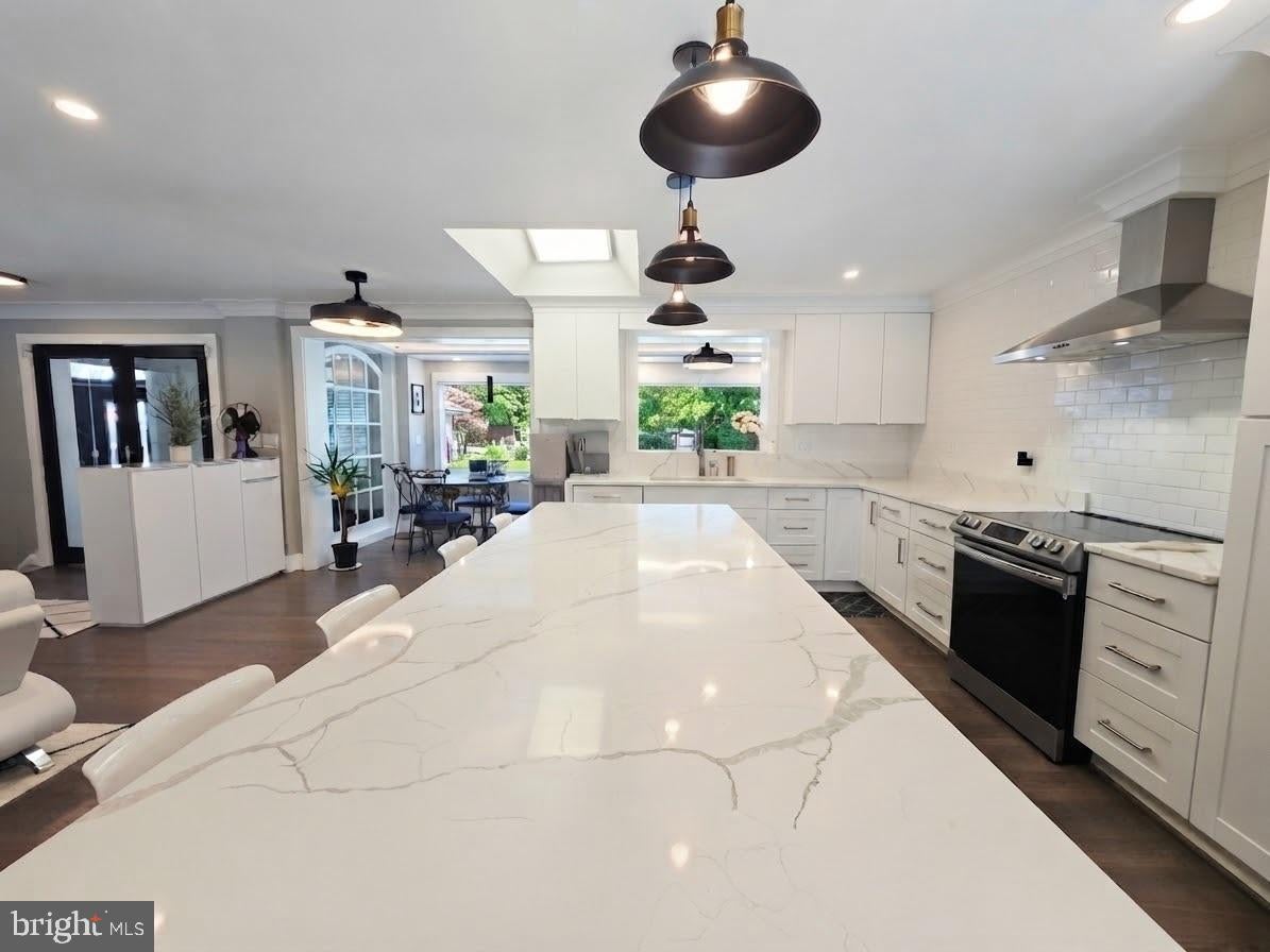 8927 ORANGE HUNT LANE