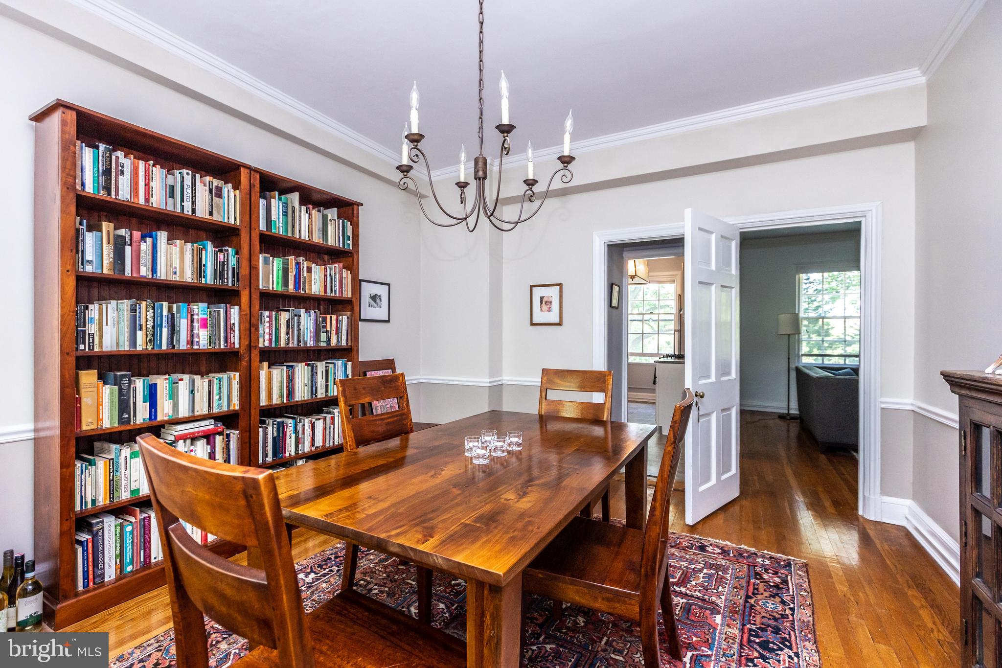 ROLAND PARK - Residential