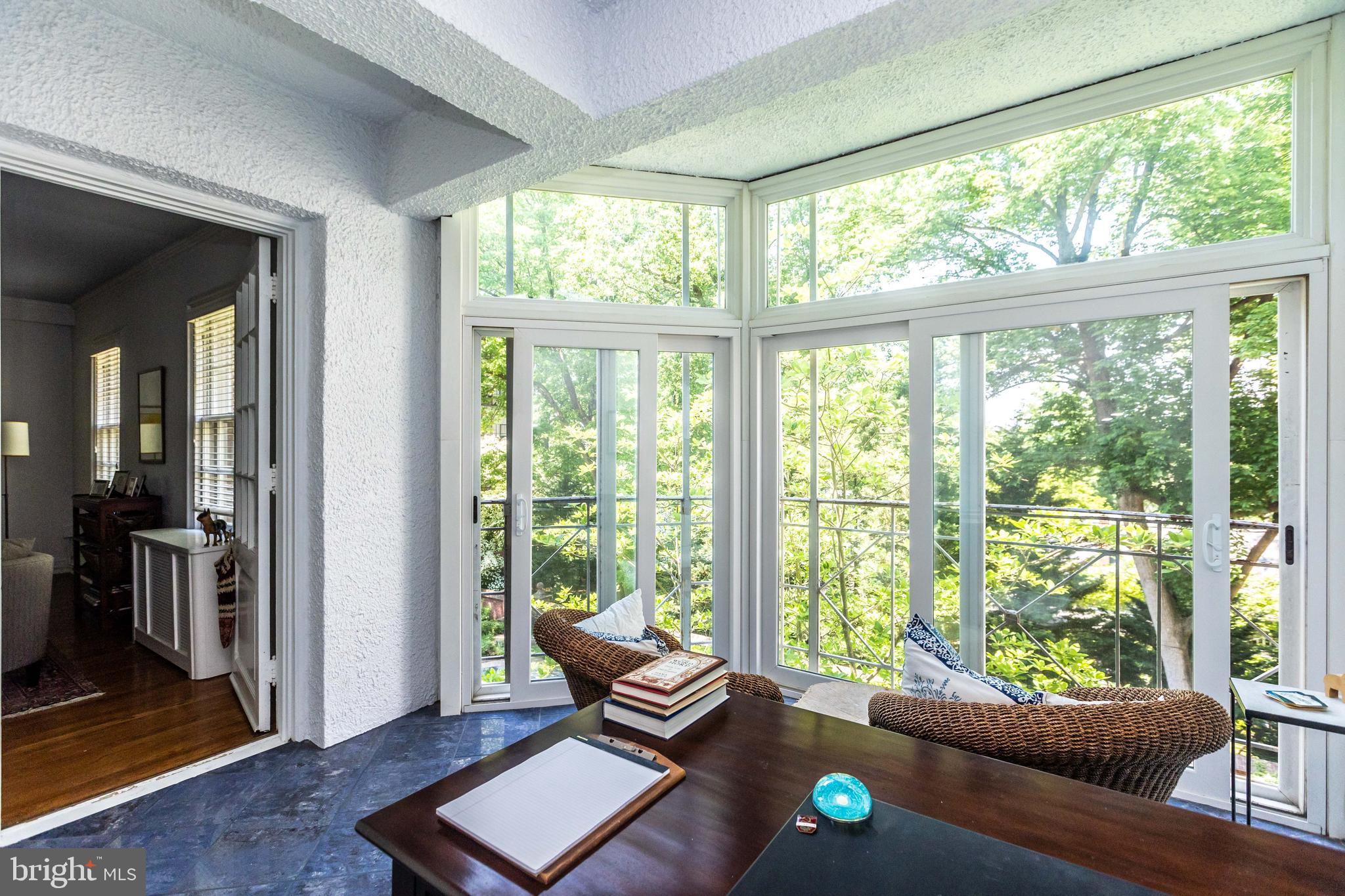 ROLAND PARK - Residential