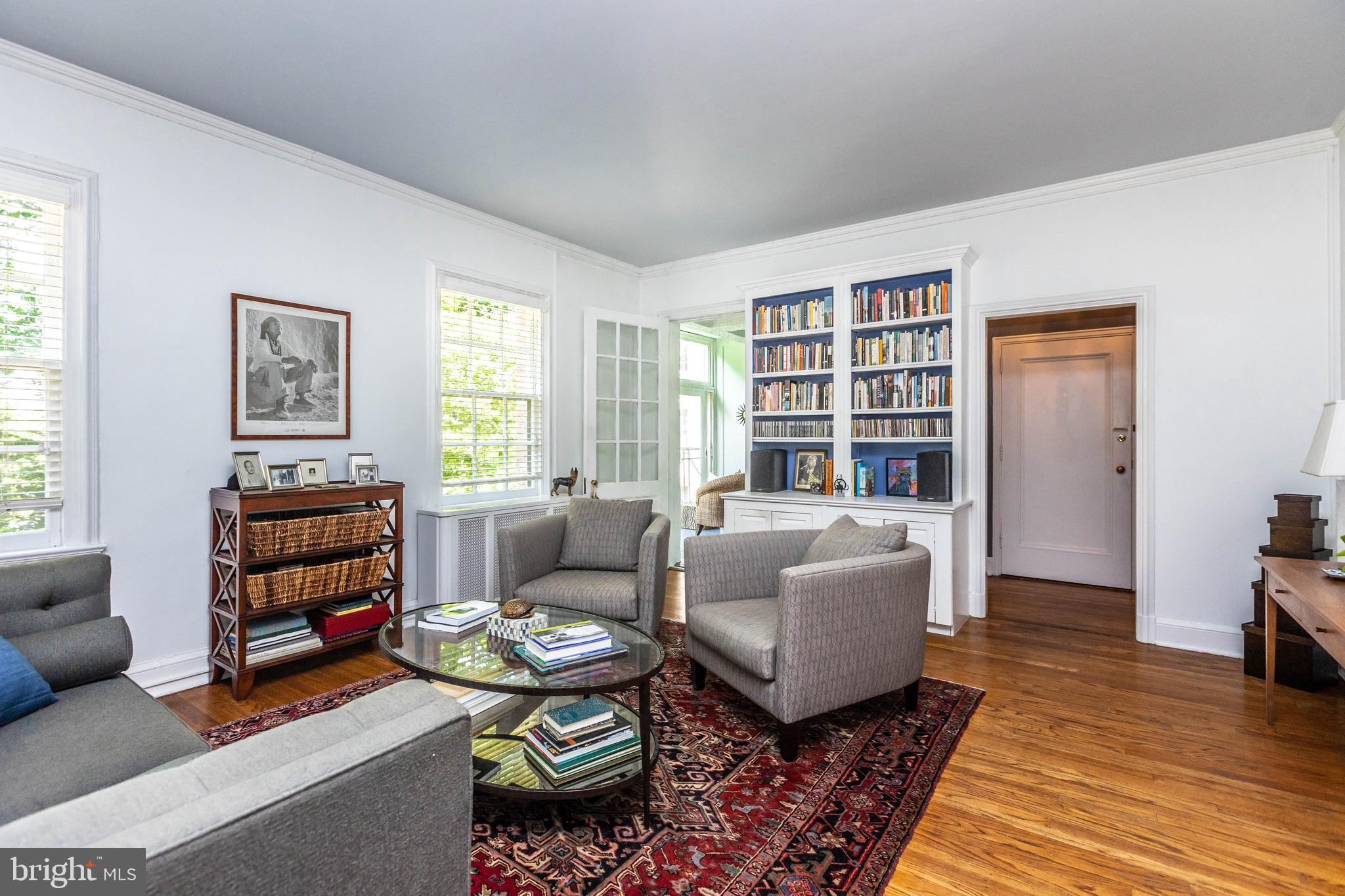 ROLAND PARK - Residential