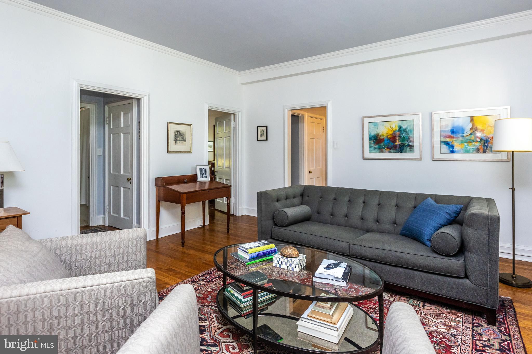 ROLAND PARK - Residential