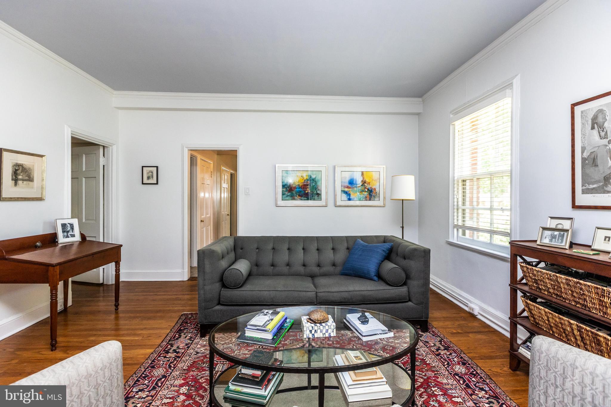 ROLAND PARK - Residential