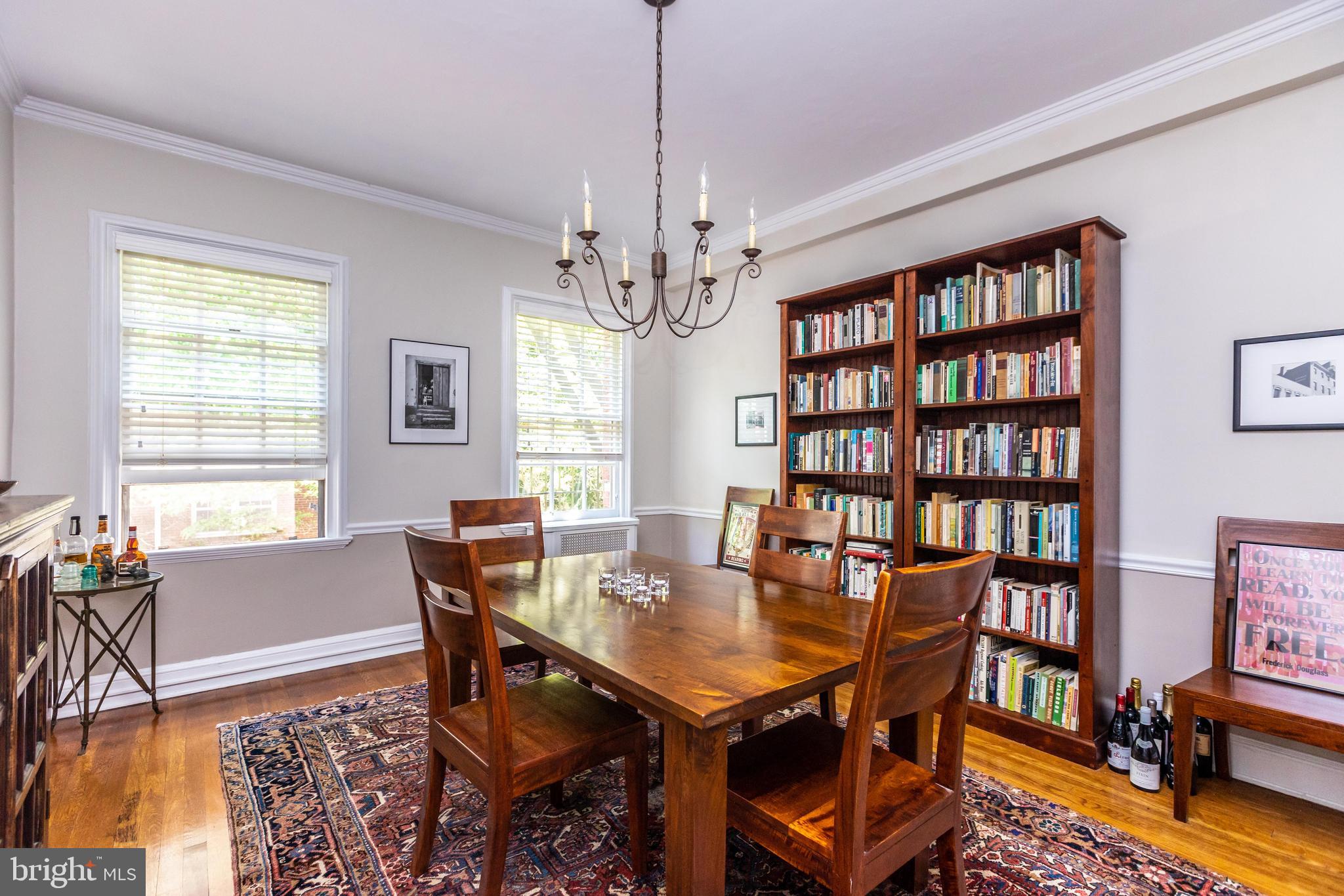 ROLAND PARK - Residential