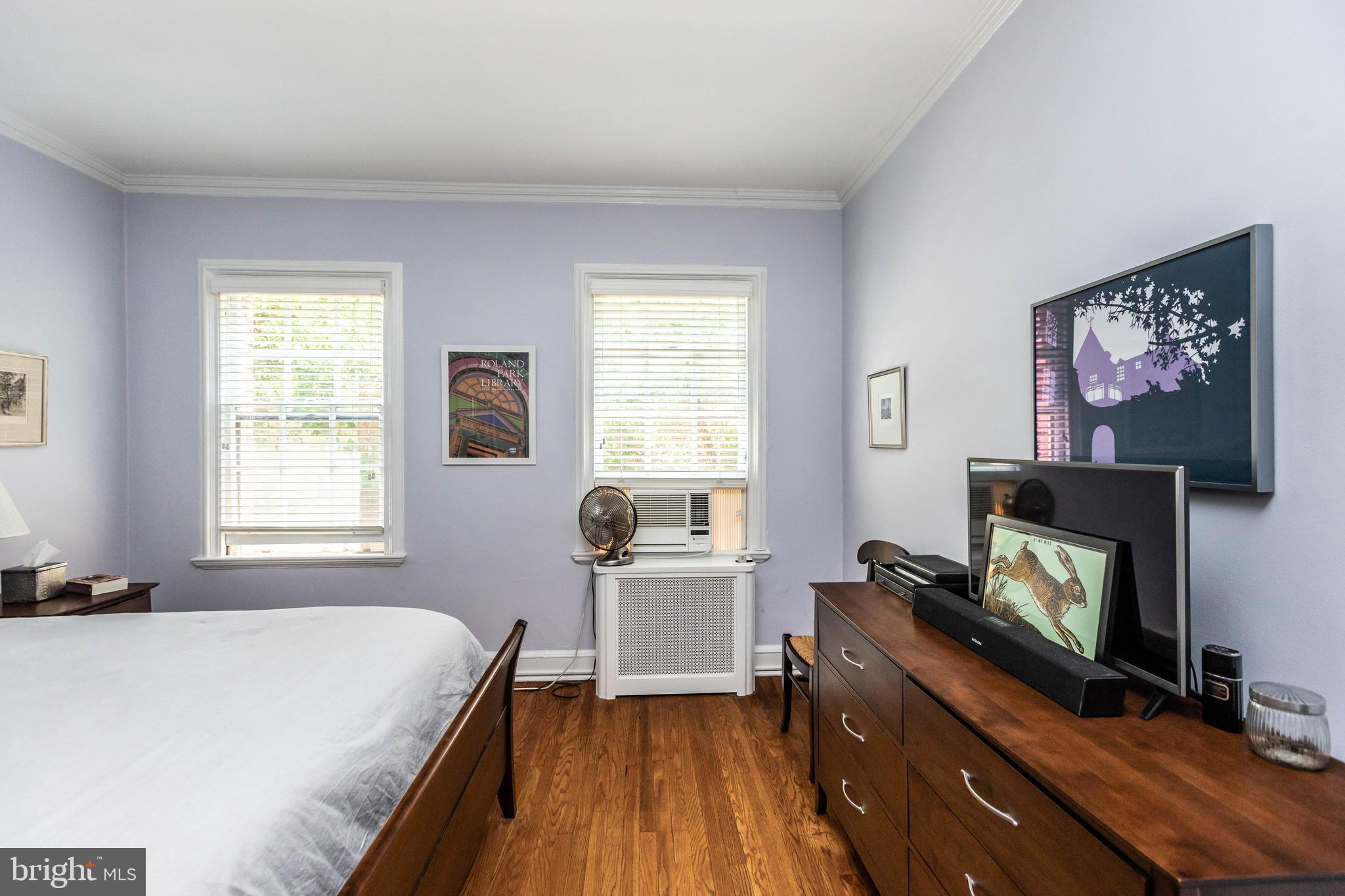 ROLAND PARK - Residential