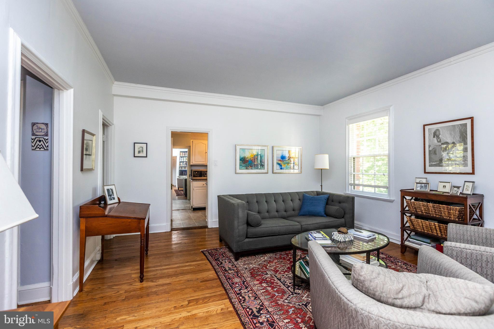 ROLAND PARK - Residential