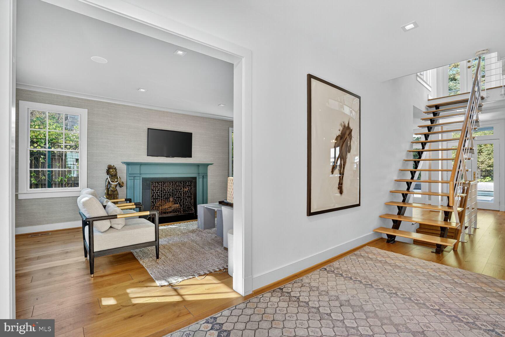 WESLEY HEIGHTS - Residential