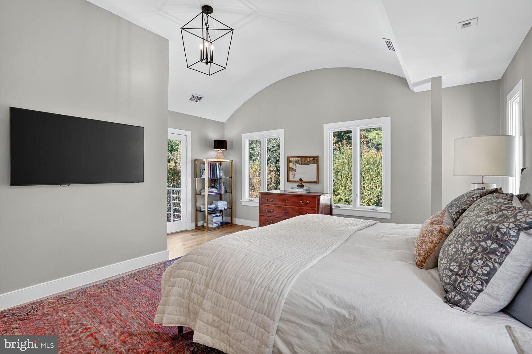 WESLEY HEIGHTS - Residential