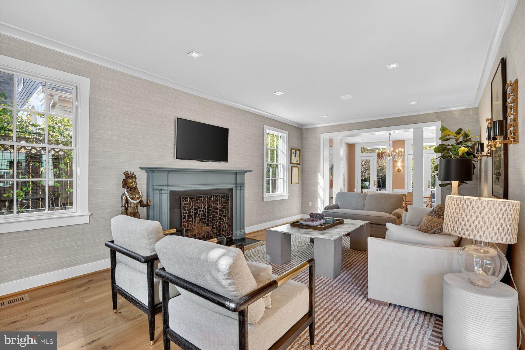 WESLEY HEIGHTS - Residential