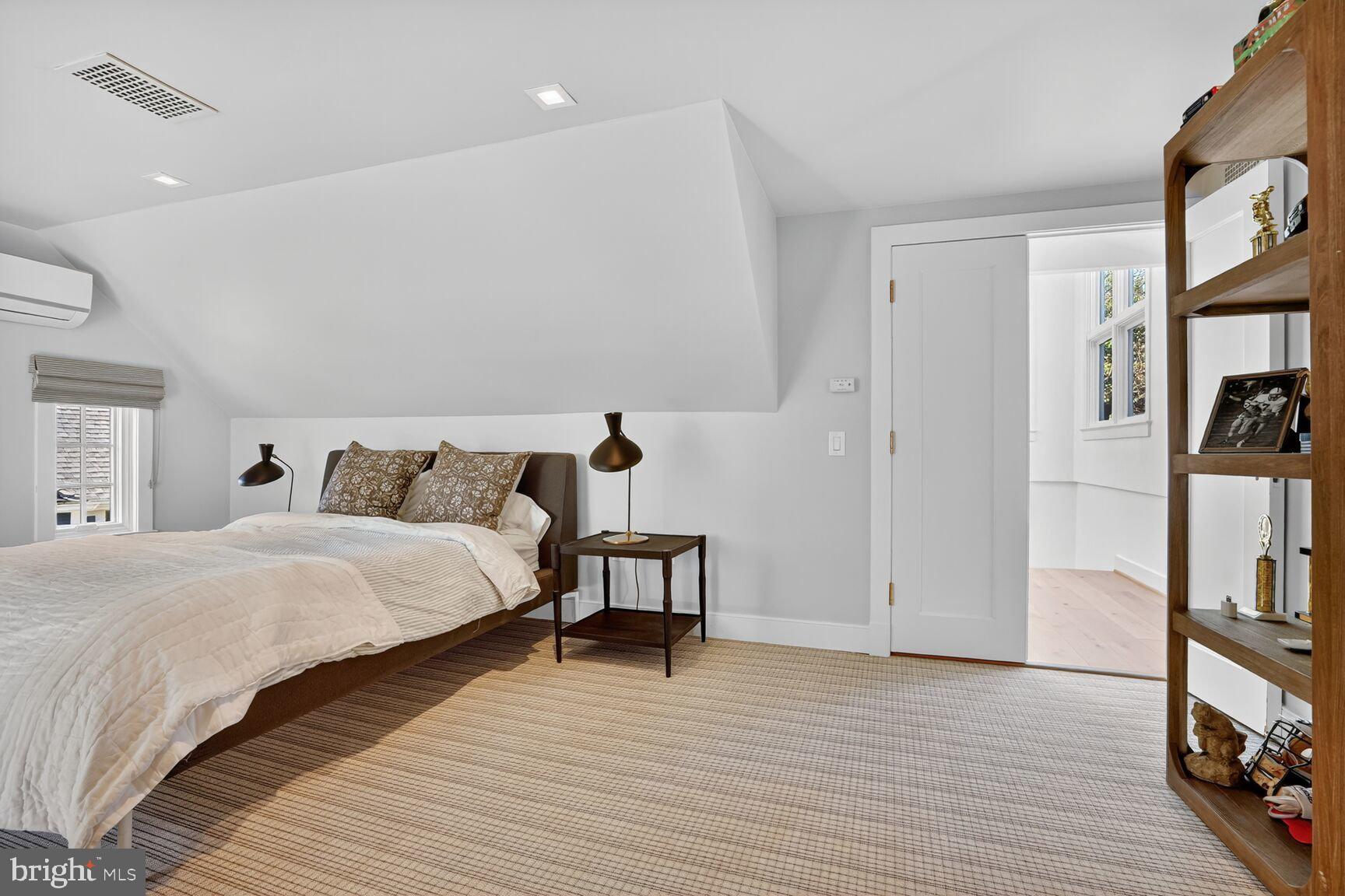 WESLEY HEIGHTS - Residential