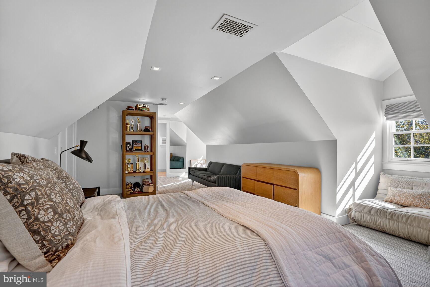 WESLEY HEIGHTS - Residential