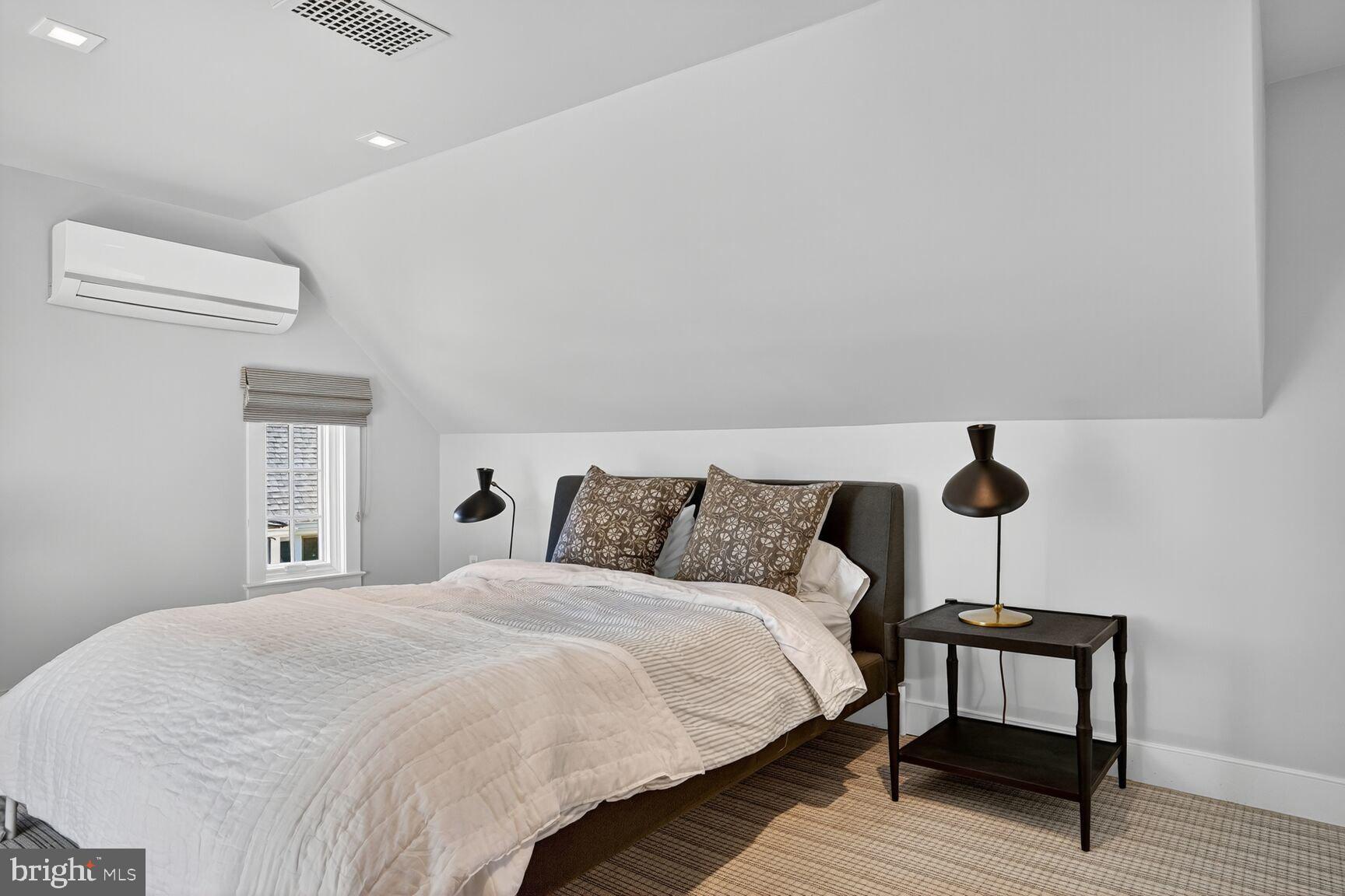 WESLEY HEIGHTS - Residential