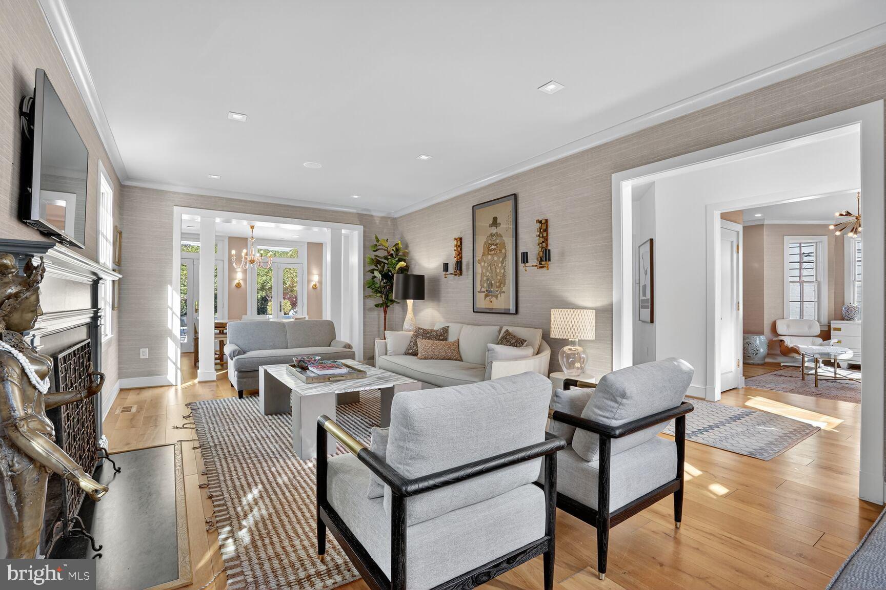 WESLEY HEIGHTS - Residential