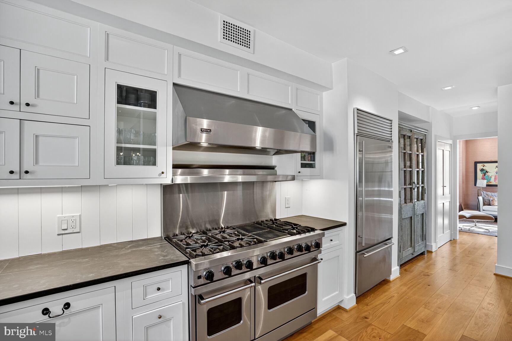 WESLEY HEIGHTS - Residential