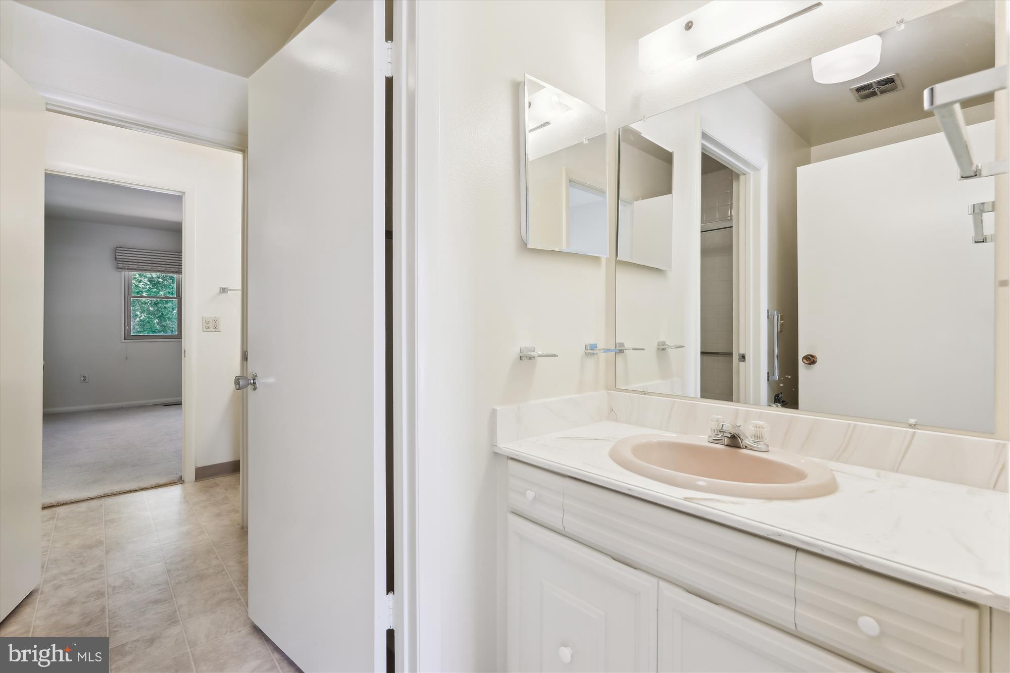 3492 GLENEAGLES DRIVE 79-E