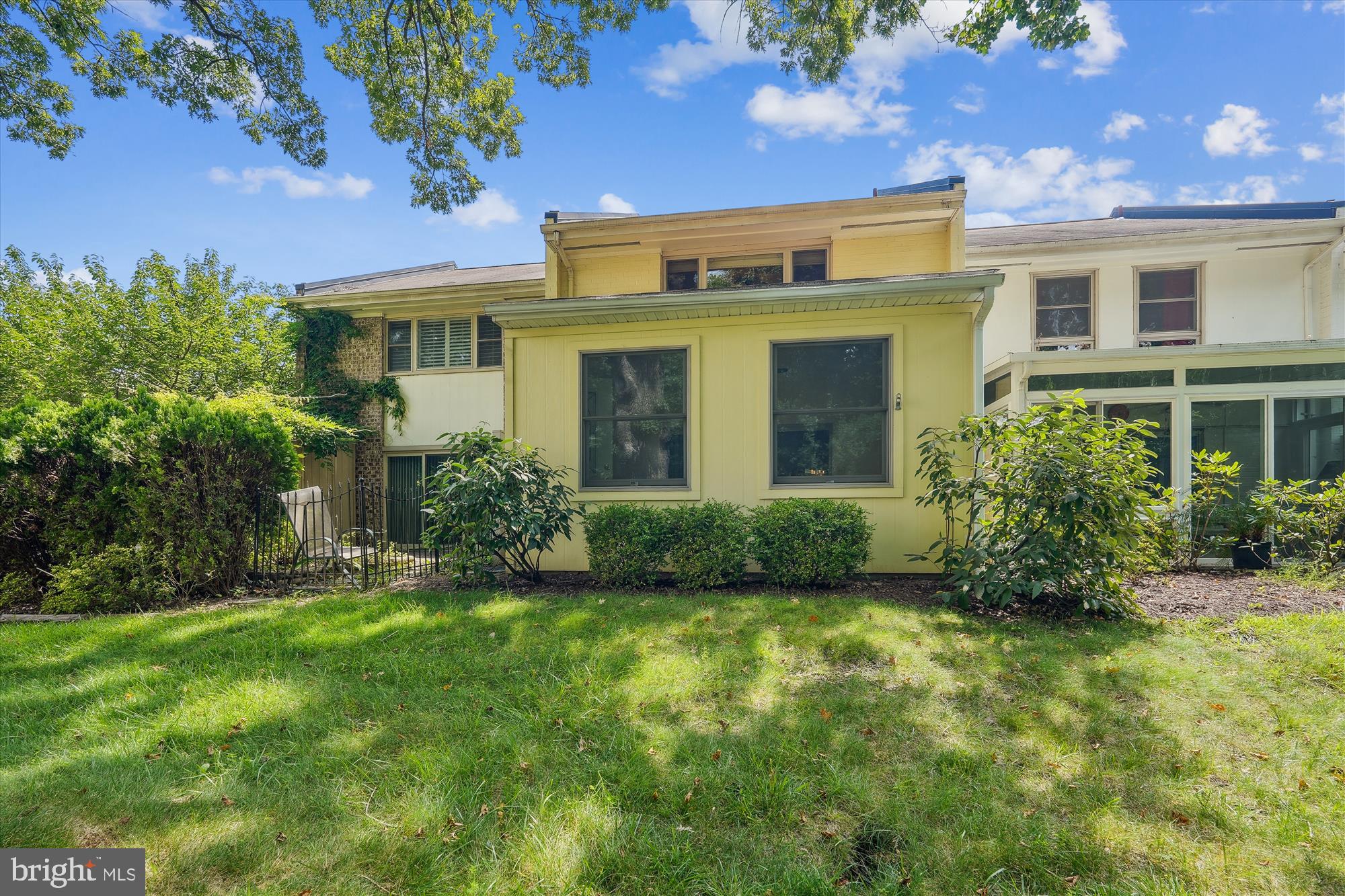 3492 GLENEAGLES DRIVE 79-E