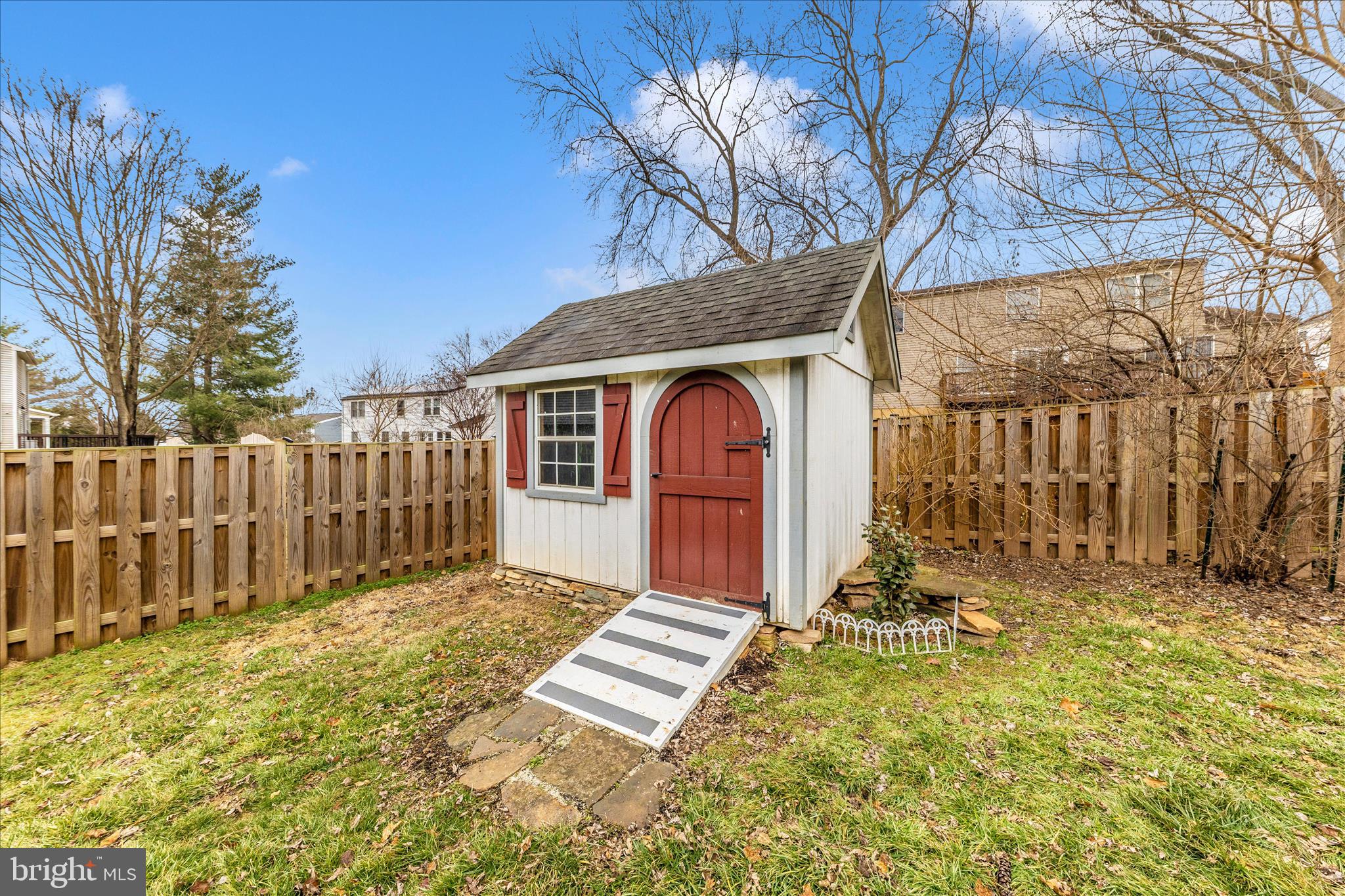 GUNNERS VIEW - Residential