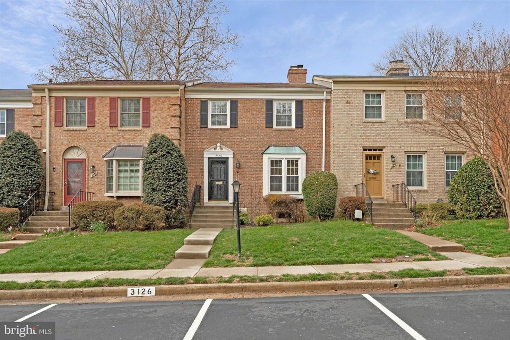 Photo of 3126 Barnard Court, FAIRFAX, VA 22031 (MLS # VAFX2300008)