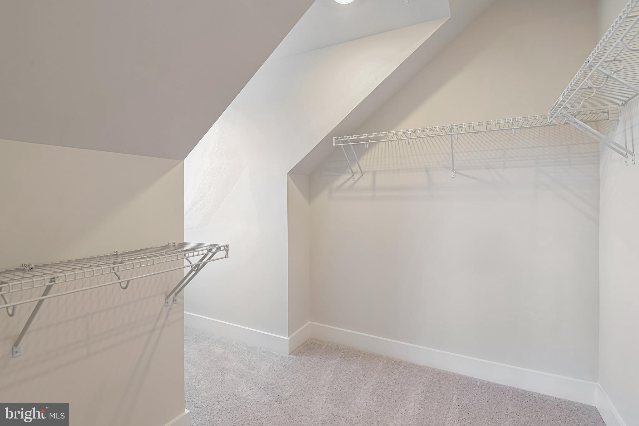 GLENN DALE - Residential