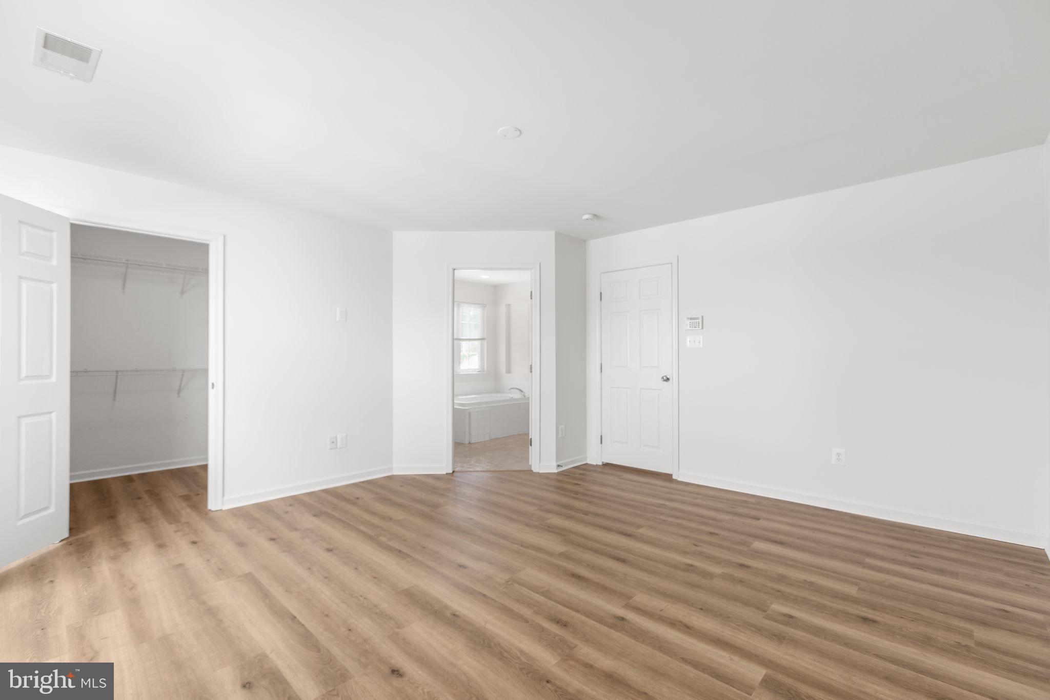 LEES PARKE - Residential