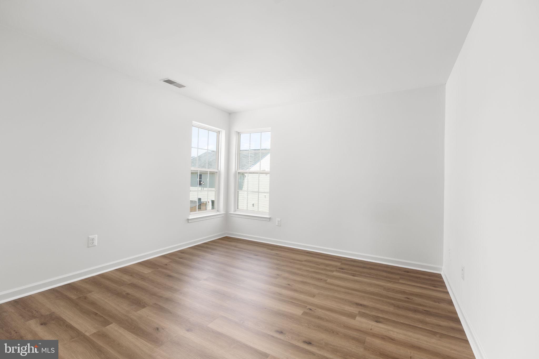 LEES PARKE - Residential