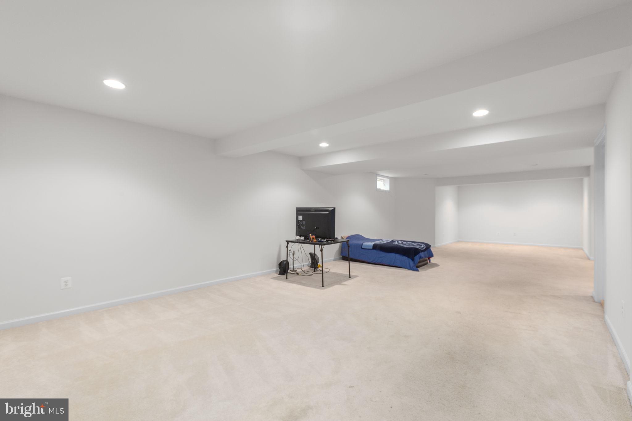 LEES PARKE - Residential