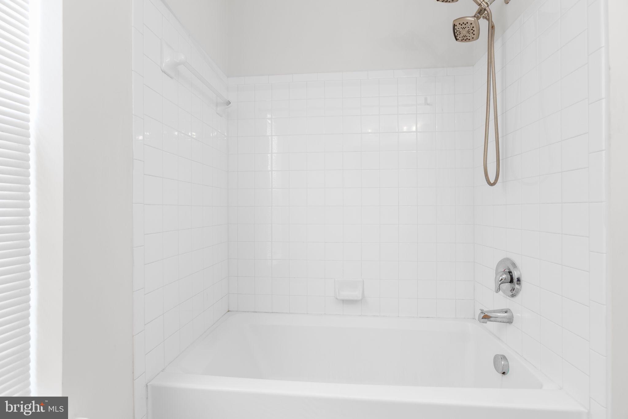 LEES PARKE - Residential