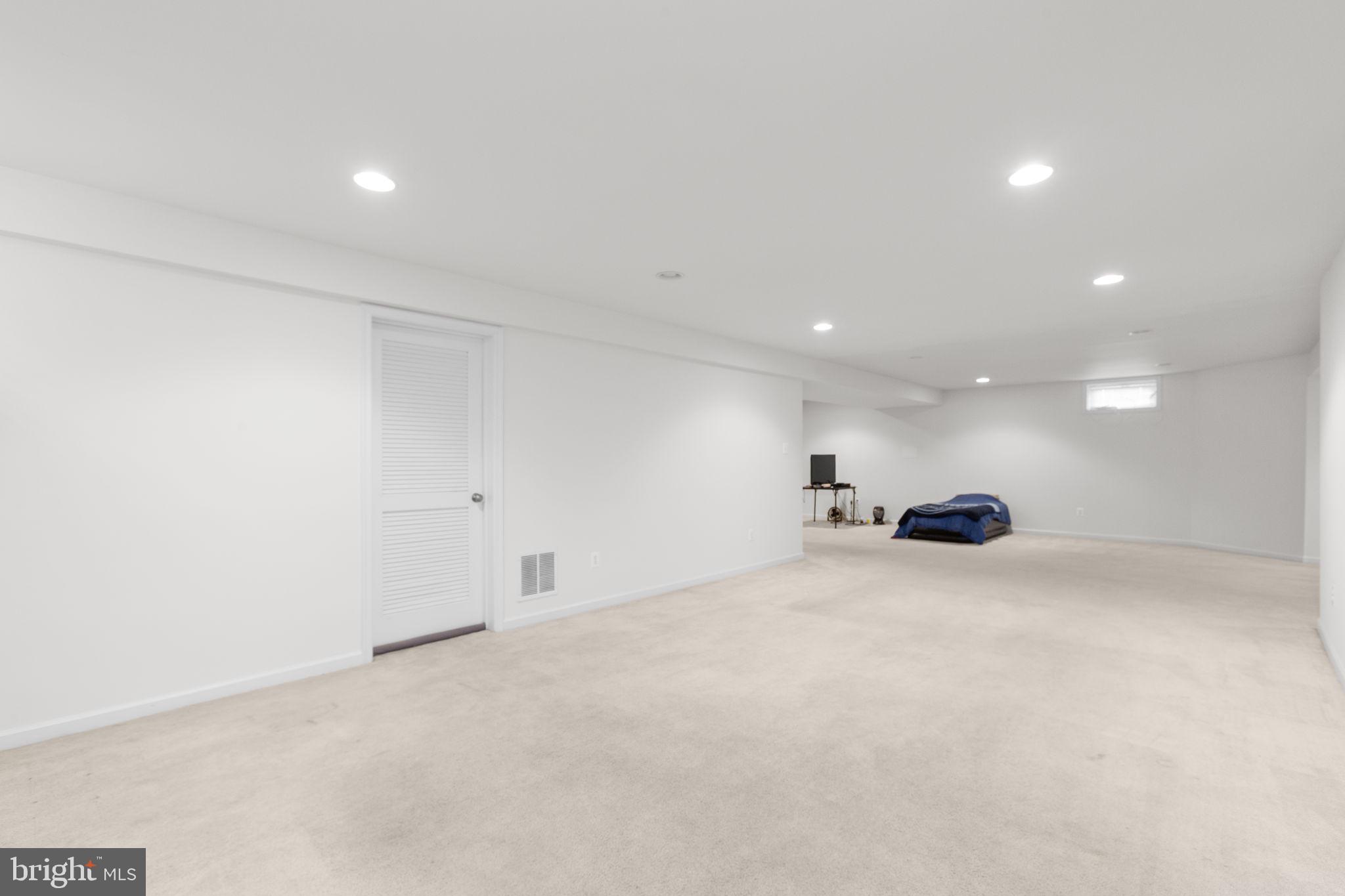 LEES PARKE - Residential