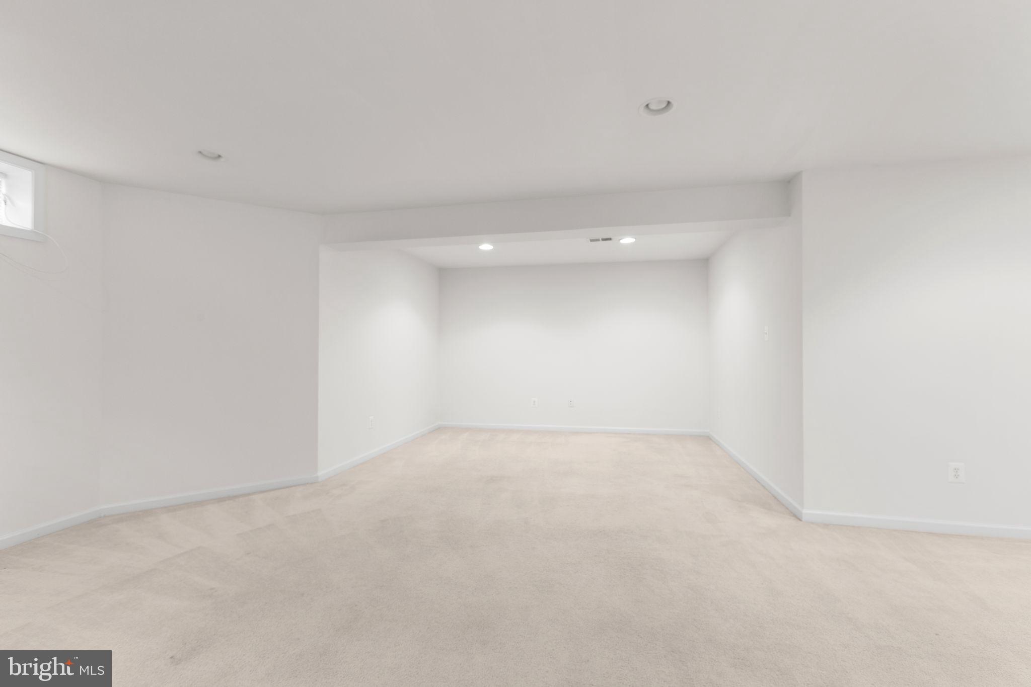 LEES PARKE - Residential