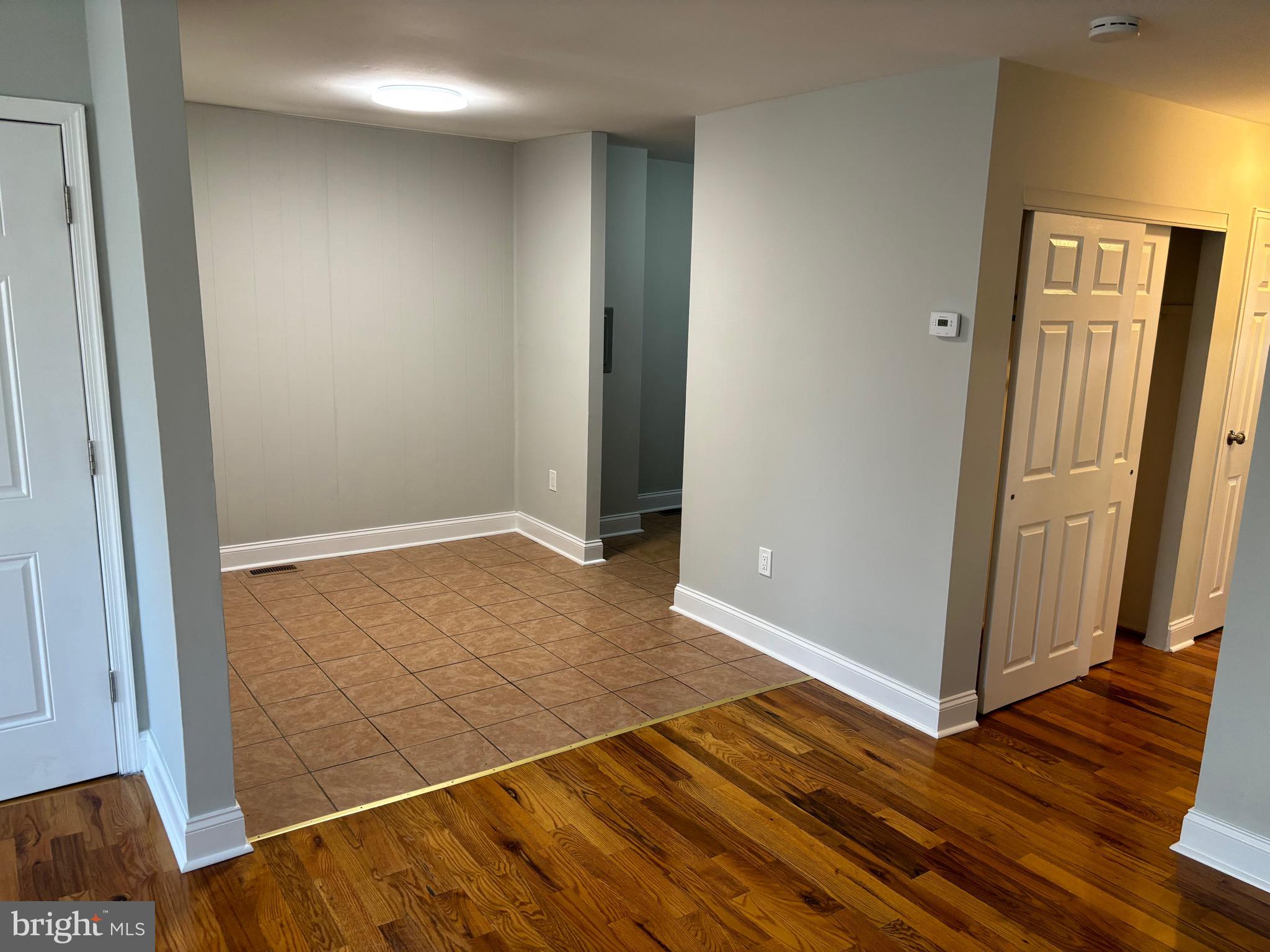 HOLMESBURG - Residential Lease