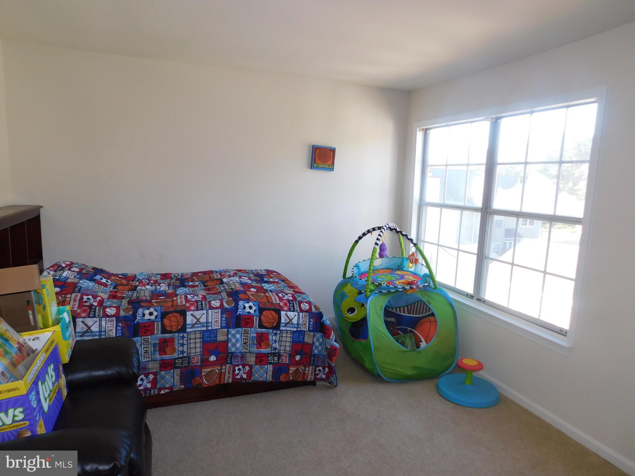 HERITAGE COMMONS - Residential Lease