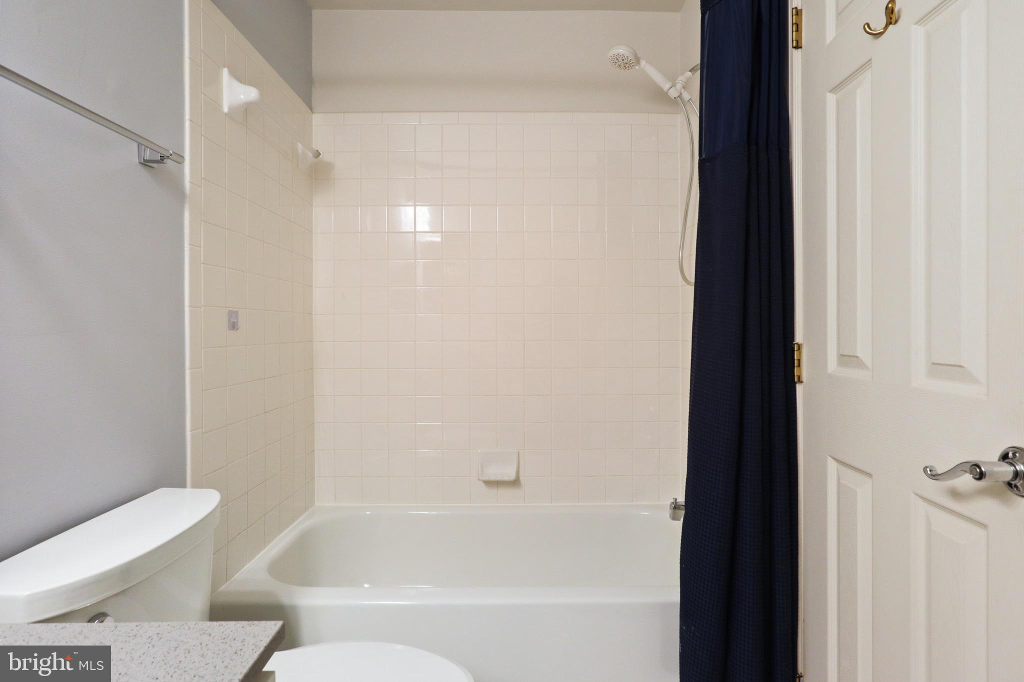 FENWICK COURT - Residential