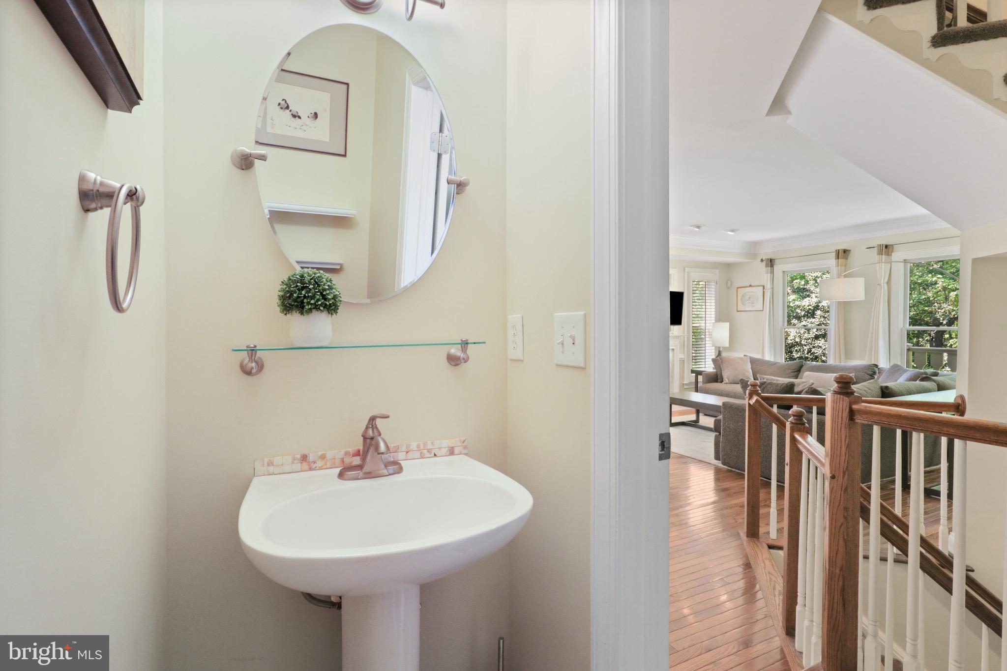 FENWICK COURT - Residential