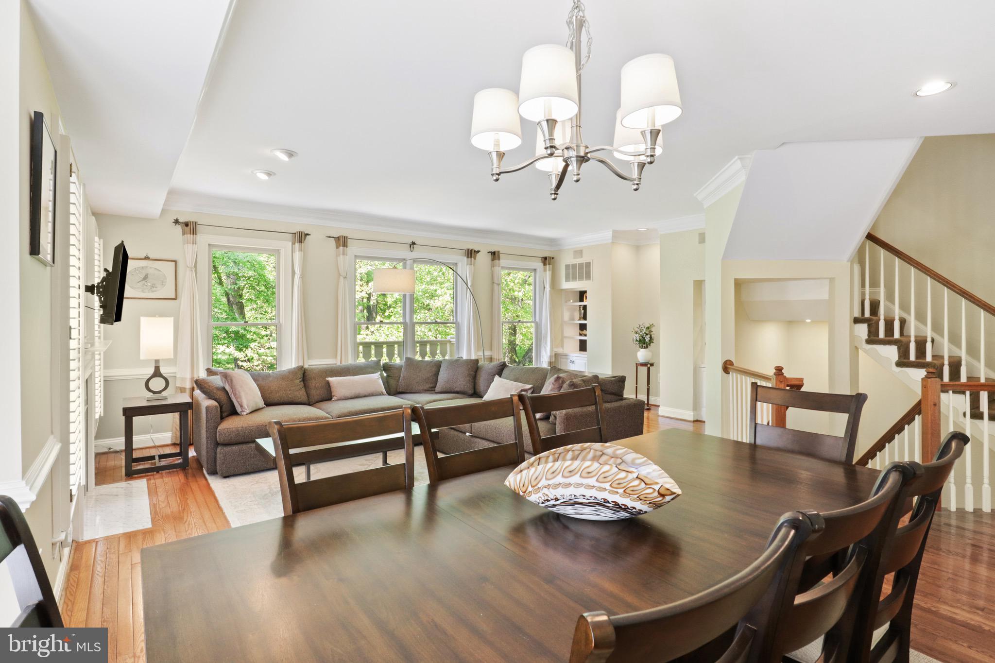 FENWICK COURT - Residential