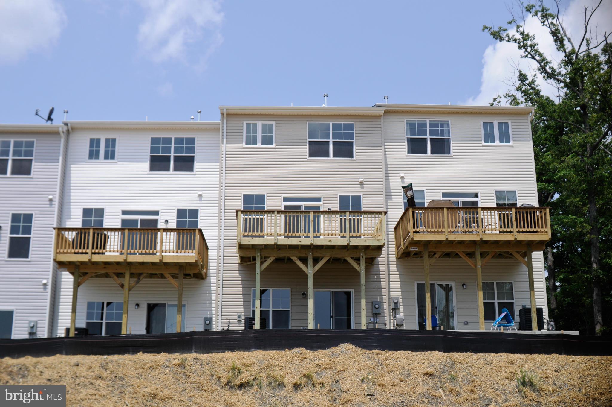 WOODSTREAM - Residential Lease