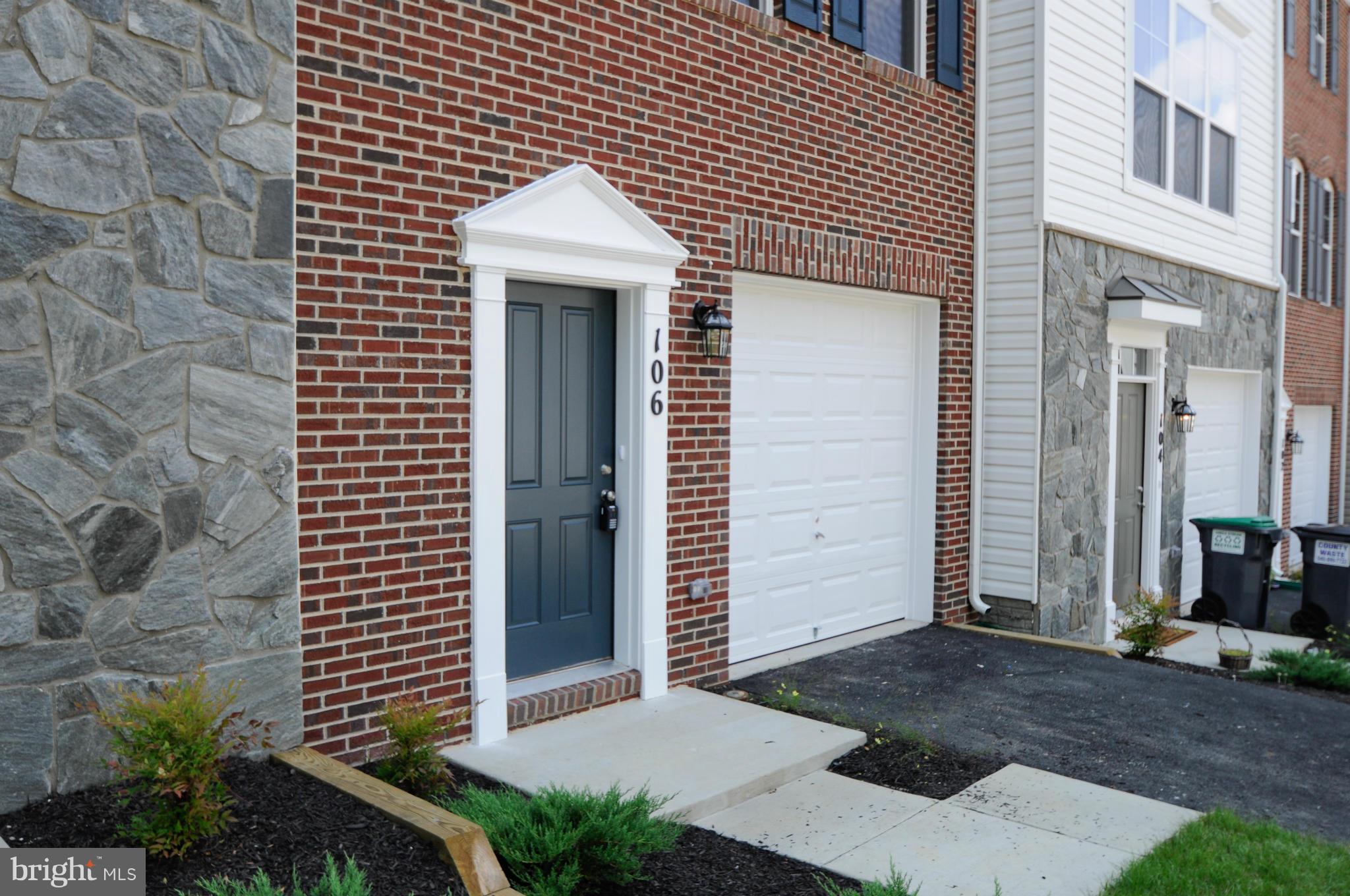 WOODSTREAM - Residential Lease