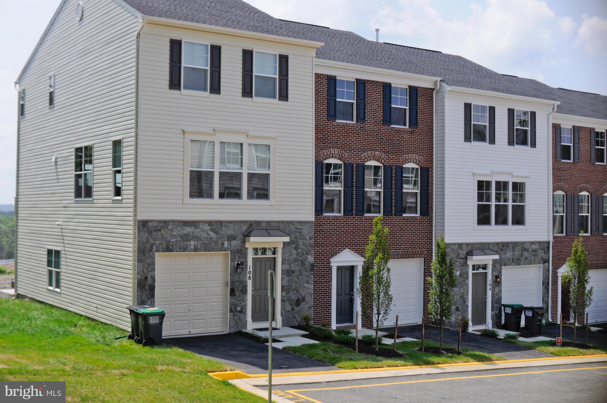 WOODSTREAM - Residential Lease