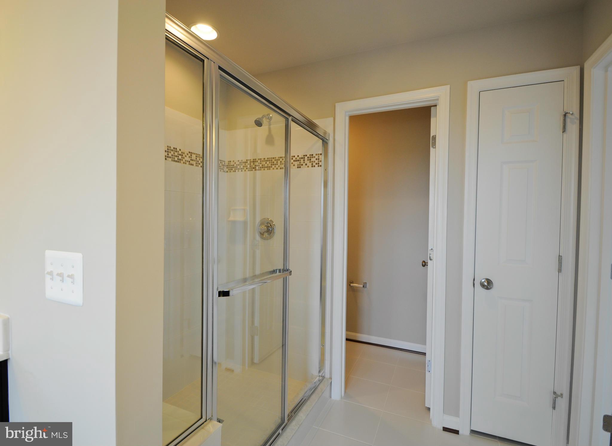 WOODSTREAM - Residential Lease